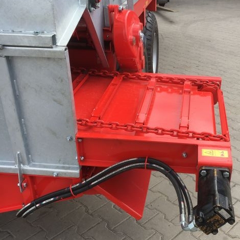 Wyrzut z taśmy transportującej