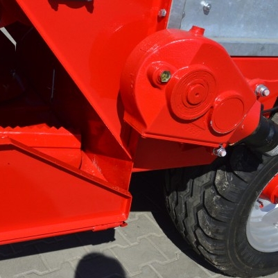 Hydrauliczny napęd podłogi